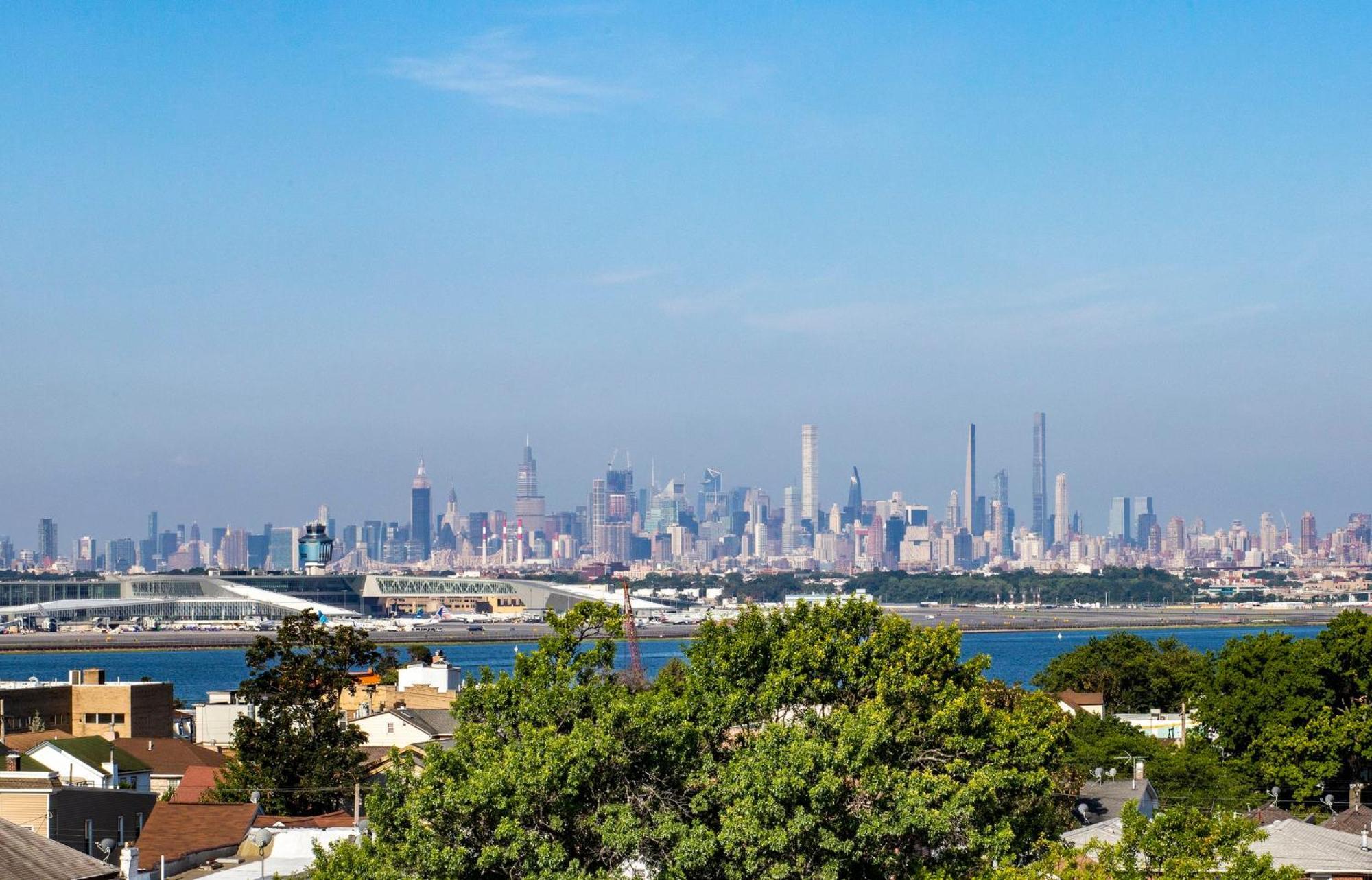 Voco Fiorello - Laguardia East By Ihg New York Luaran gambar