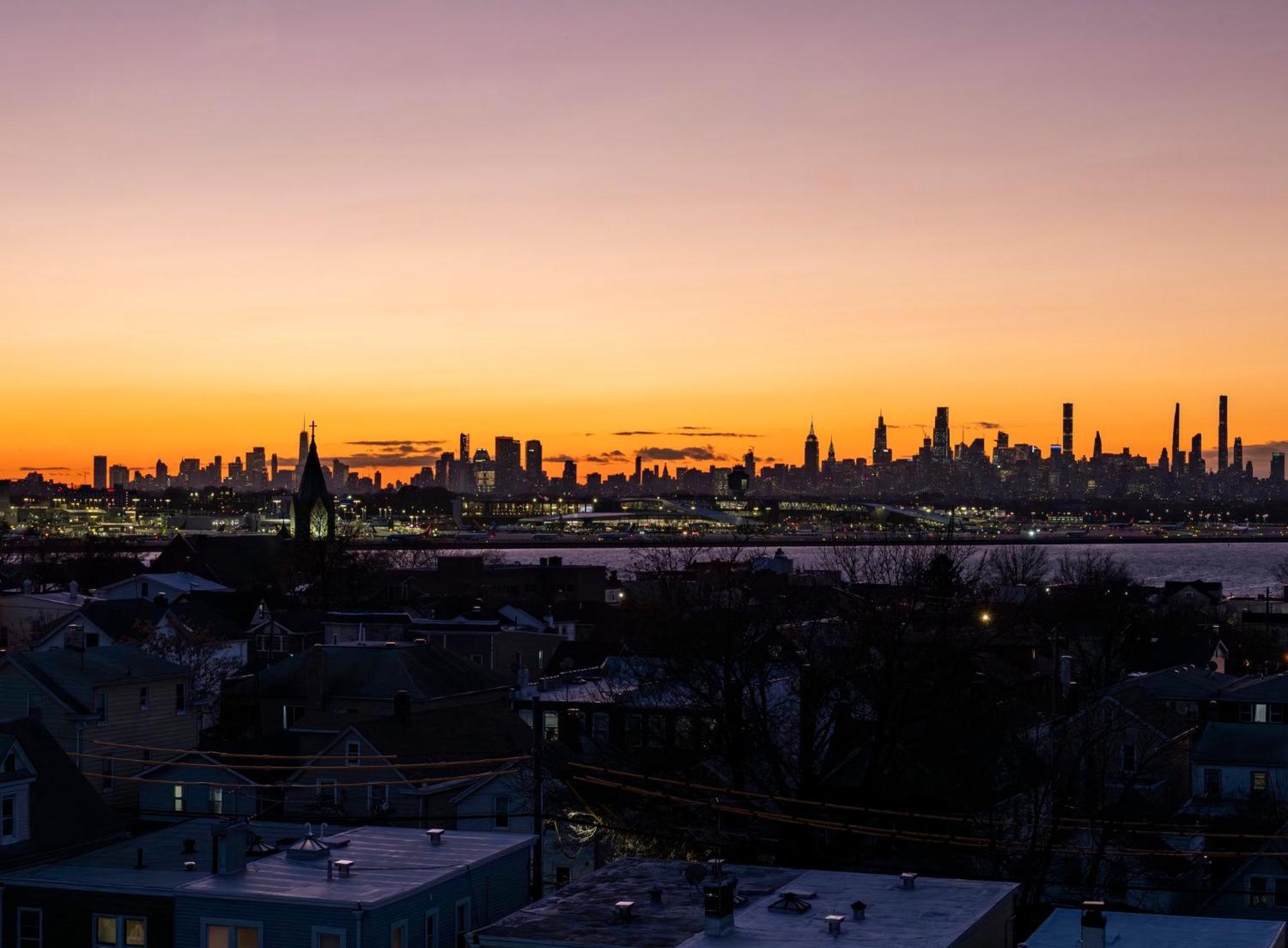 Voco Fiorello - Laguardia East By Ihg New York Luaran gambar