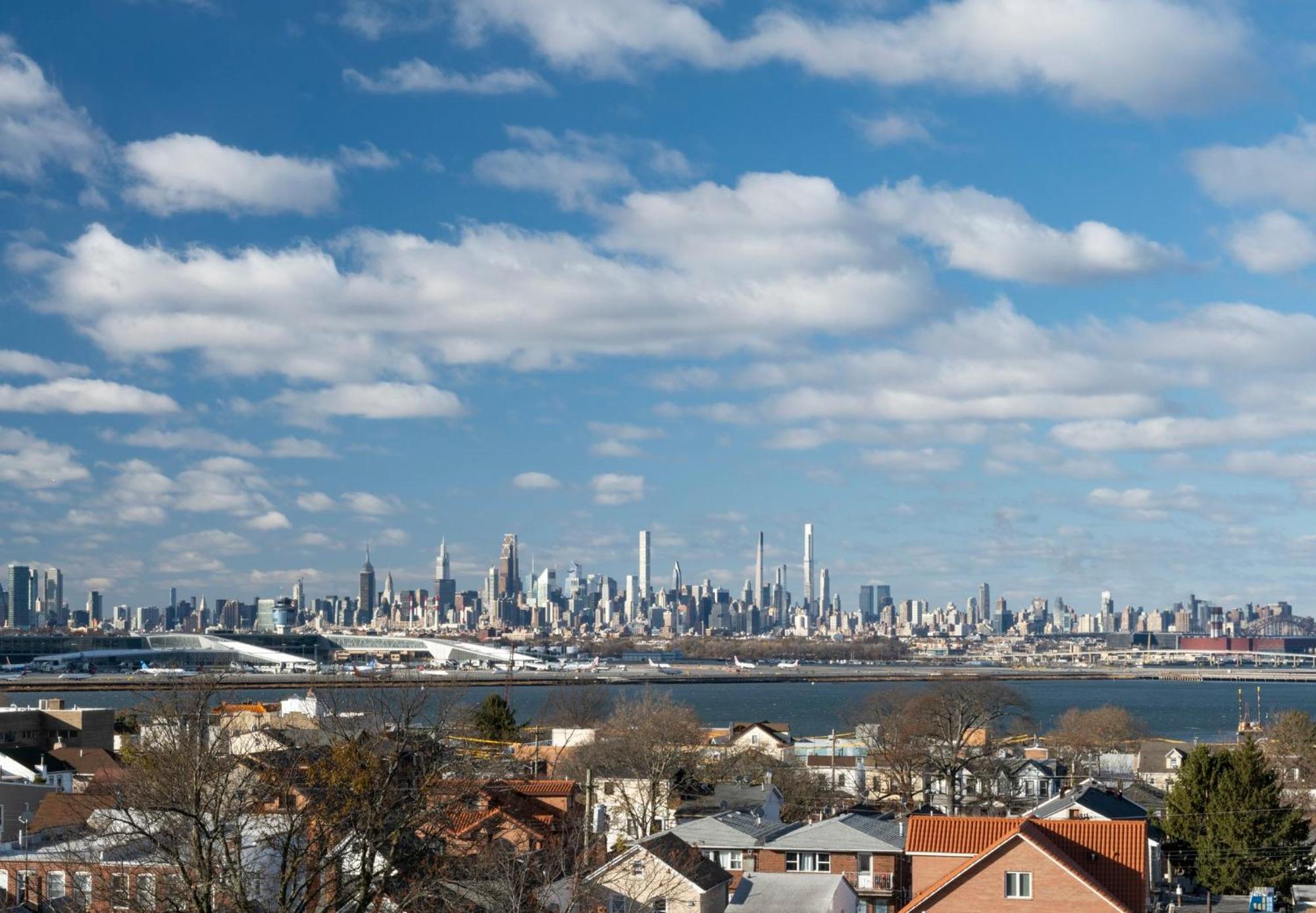 Voco Fiorello - Laguardia East By Ihg New York Luaran gambar